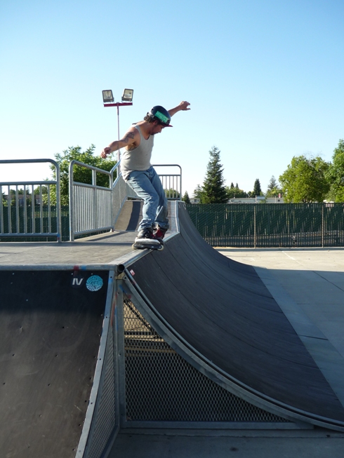 Dustin - AO Topsoul Dustin Dixon's signature manuever: AO Topsoul 360 back in, with steez!
